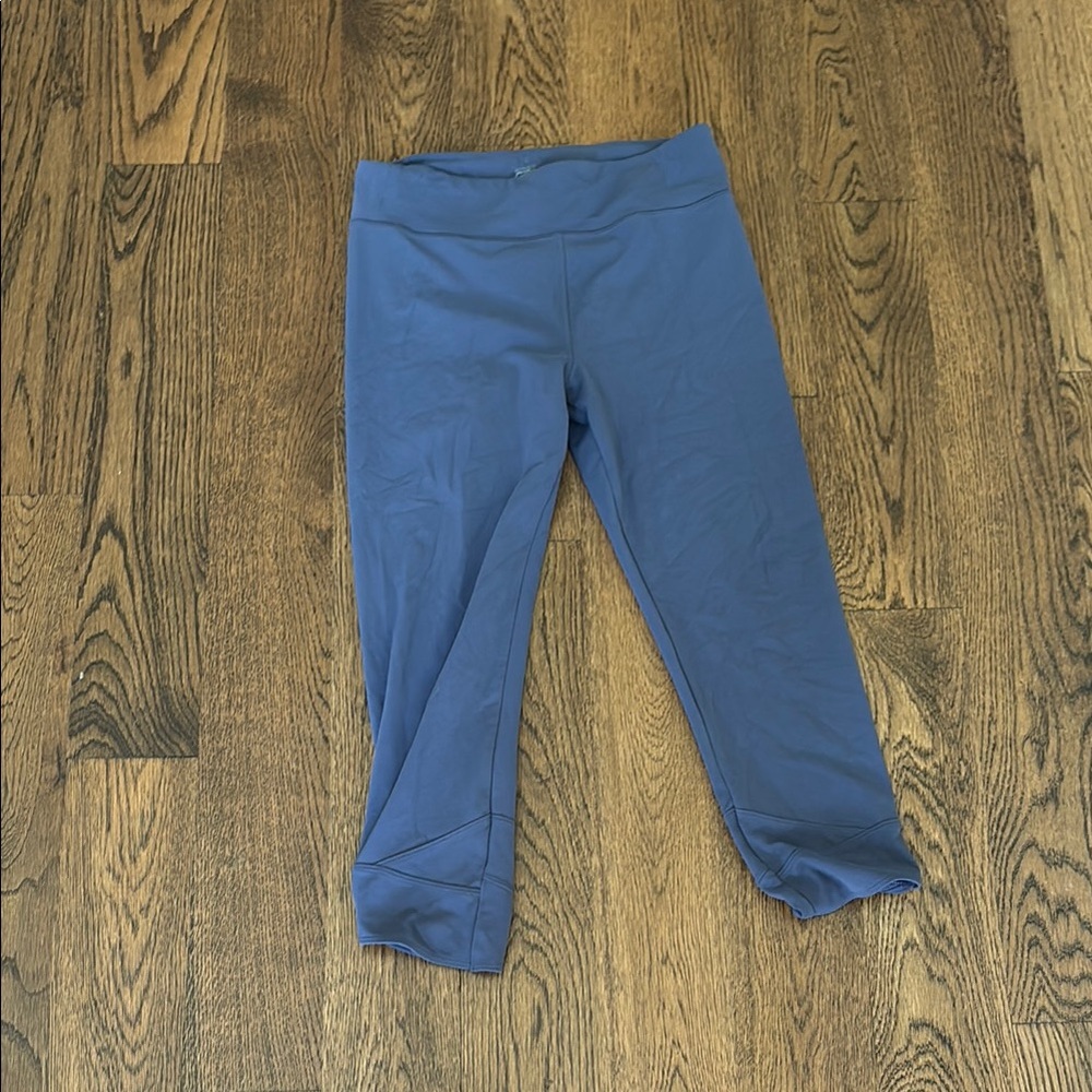 Athleta Blue Performance Leggings Capri